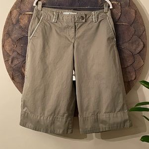 Tommy Hilfiger Women’s Khaki Long Shorts